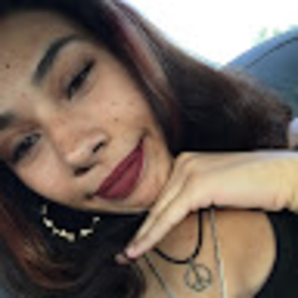 Meet your Posher, Deyanae